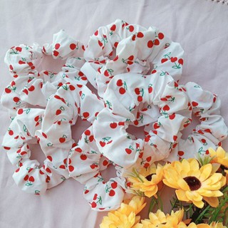 Cột tóc vải Crunchies Cherry dễ thương