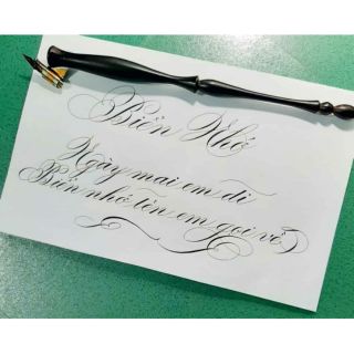 Quản gỗ viết calligraphy