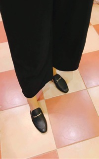 Thanh lý đôi mules Charles@keith xuất xịn ạ