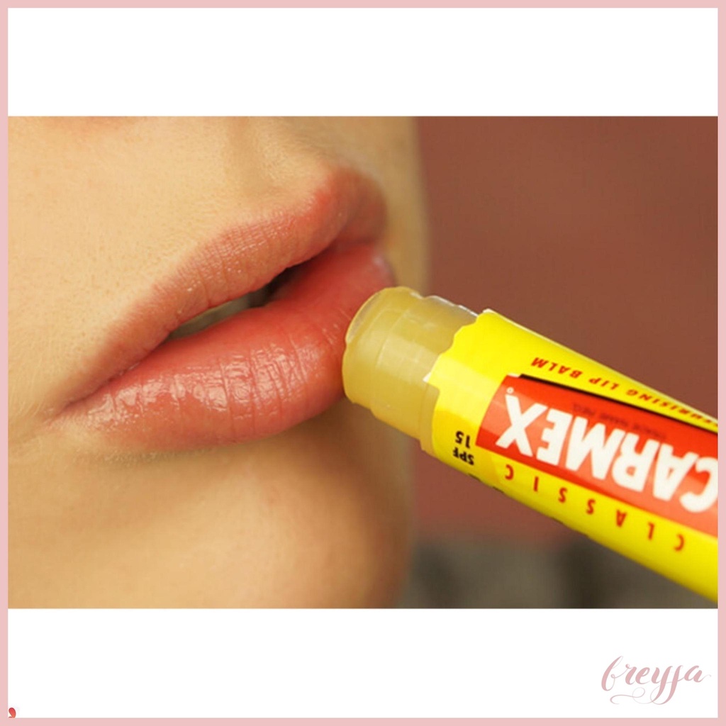Son Dưỡng Môi Mỹ Carmex Ultra Smooth Lip Balm giúp mềm môi đánh son mềm mịn