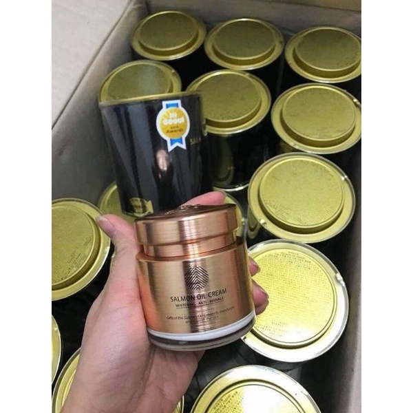 Kem cá hồi Salmon oil cream Hàn Quốc