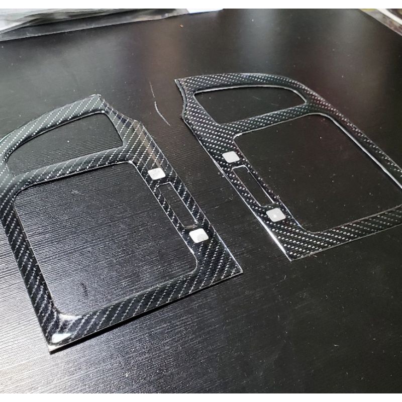 Cửa gió CAPTIVA  carbon