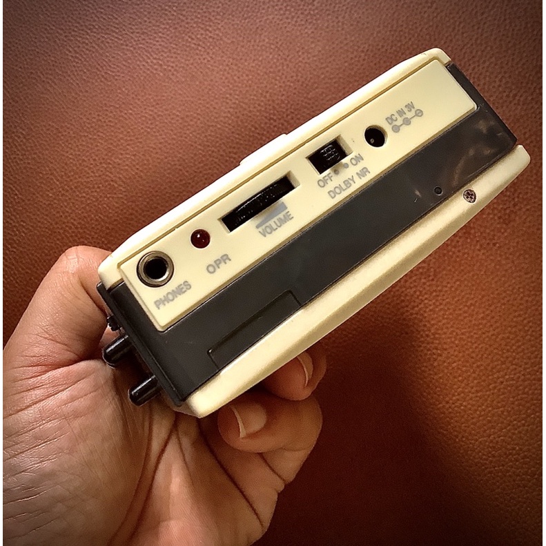 Máy cassette Toshiba KT4129