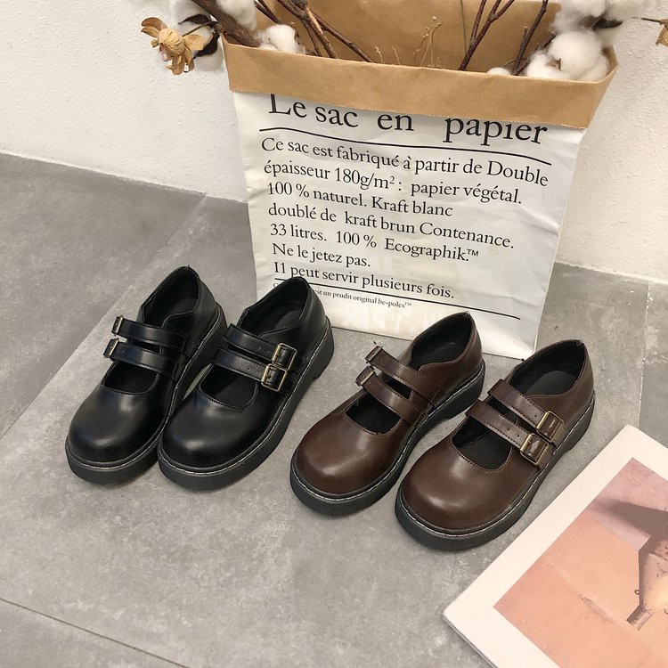 Mẫu giày Mary Jane phong cách retro, lên dáng cực xinh