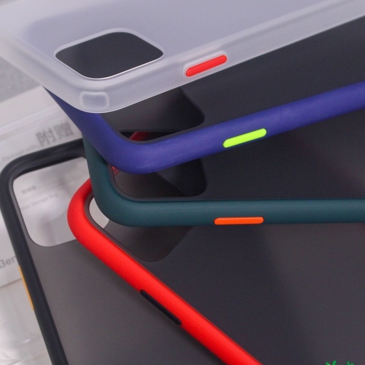 CHÍNH HÃNGỐp lưng nhám chống bám vân tay viền màu chống shock Likgus IPHONE 7 8 plus / x xs xr / max / 11 / pro