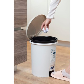 Thùng rác đạp tròn Hiro 12L