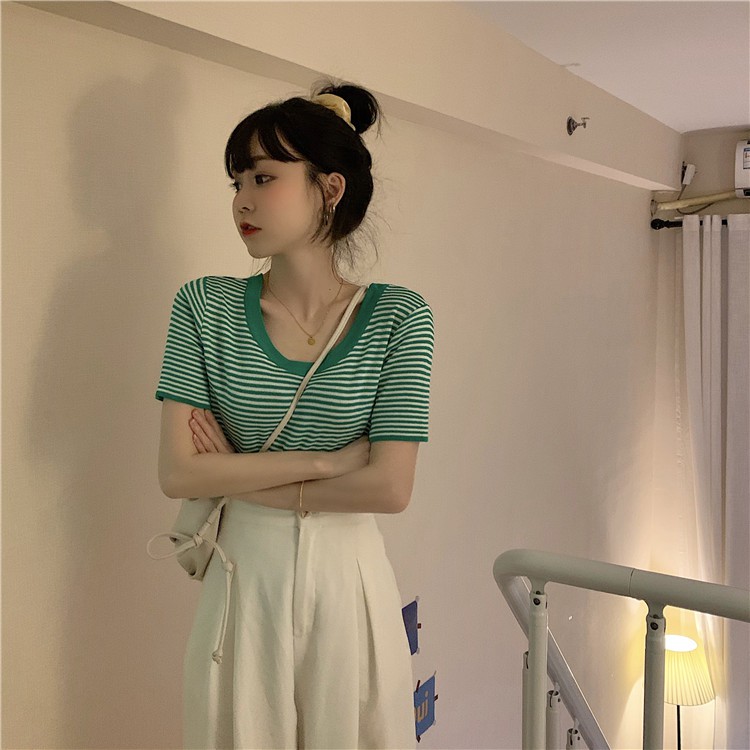 Áo thun nữ tay ngắn cổ chữ U kẻ sọc ngang thời trang