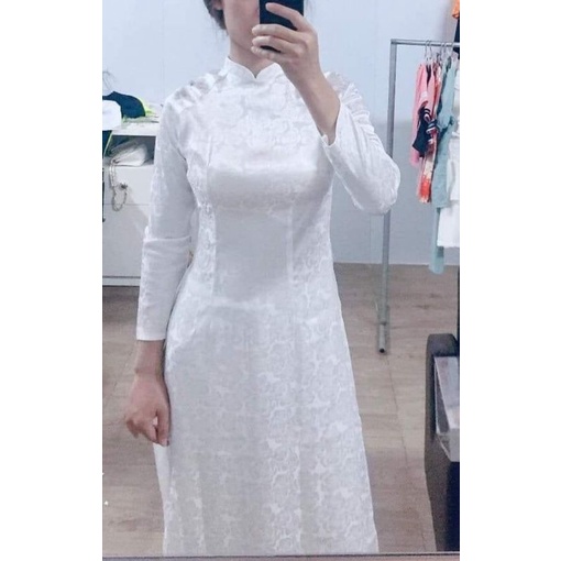 Áo dài gấm trắng
