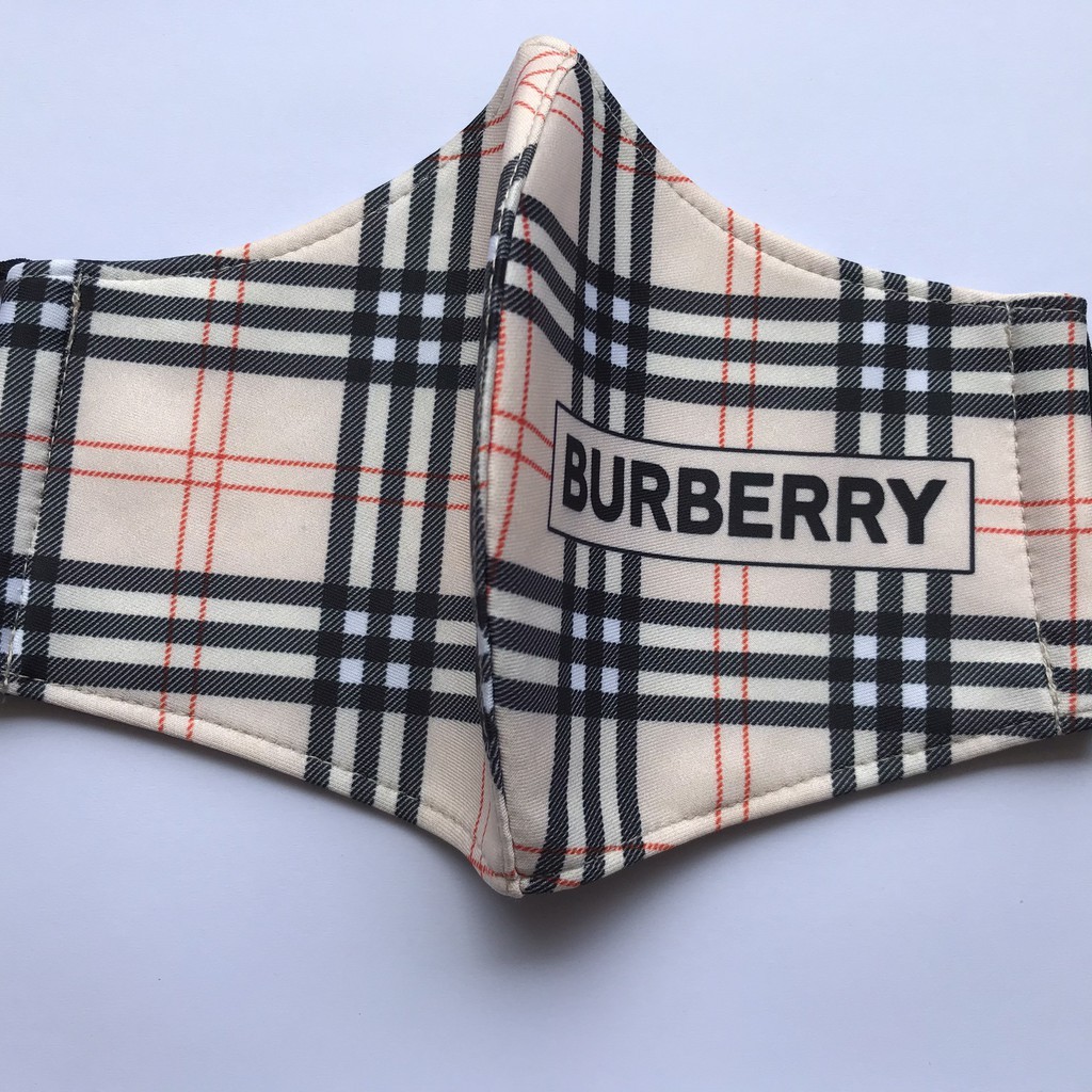 KHẨU TRANG VẢI - Burberry - Có nút tăng giảm khi đeo.