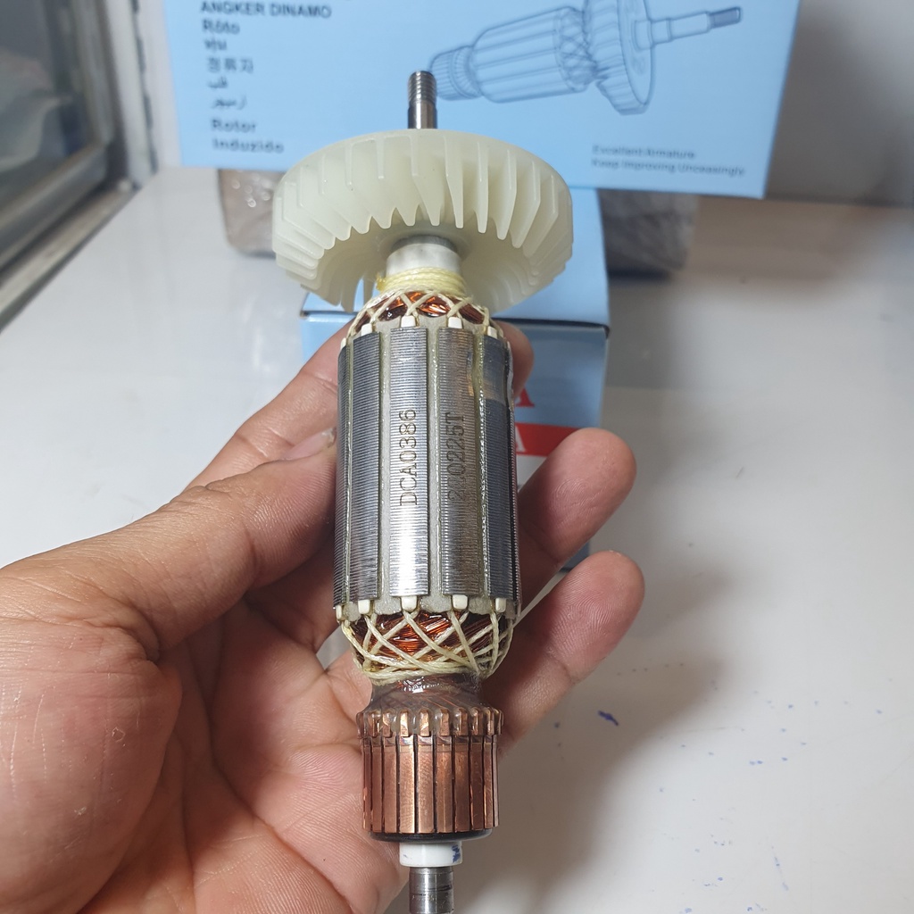 ROTO  Máy mài mã 9553 DCA