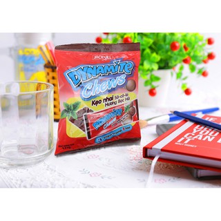 Kẹo socola bạc hà dynamite 3 nhân.