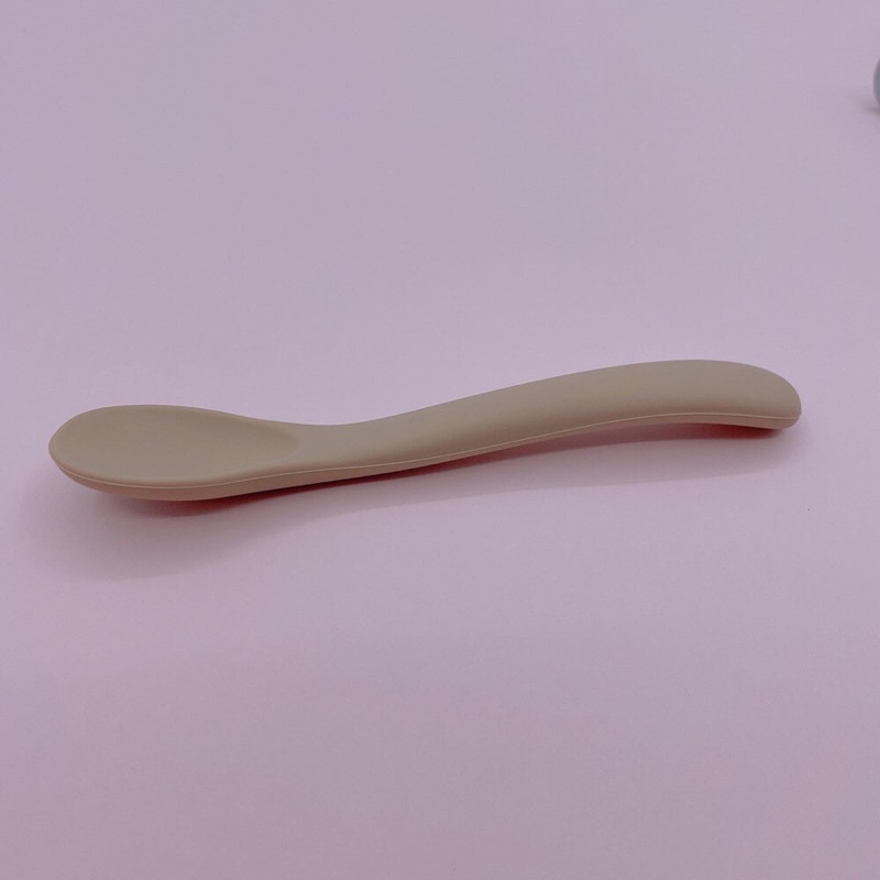 T hìa silicon siêu mềm mịn, muỗng ăn dặm tập xúc kiểu dáng hàn cho bé từ 5m+ - haobaby2018