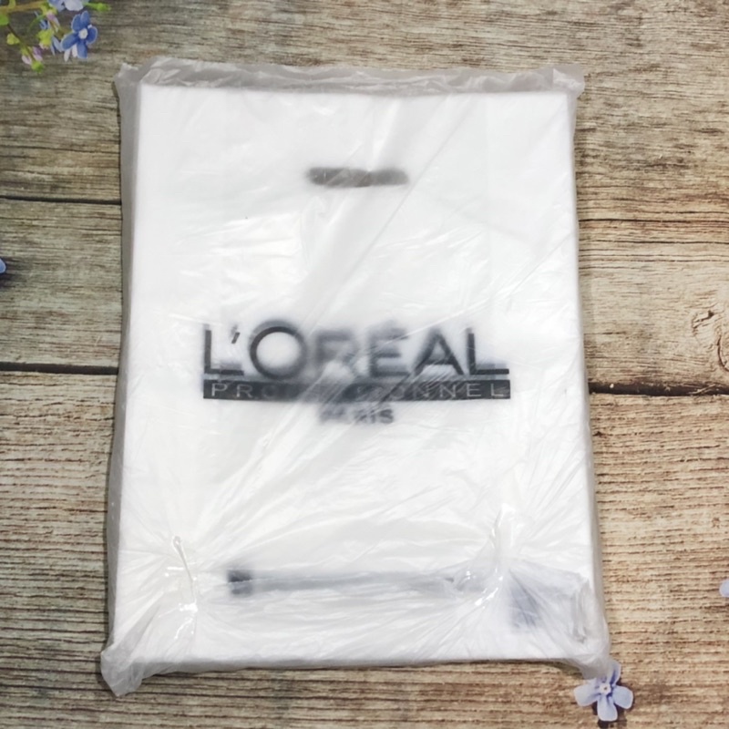 100 túi Nilon (1,4kg) PE đựng mỹ phẩm nhãn hiệu L'Oreal của hãng