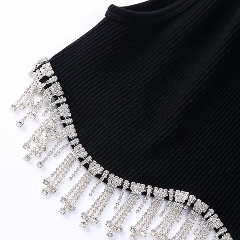 Áo Croptop Cổ Tròn Đính Đá Phối Tua Rua Thời Trang Cho Nữ