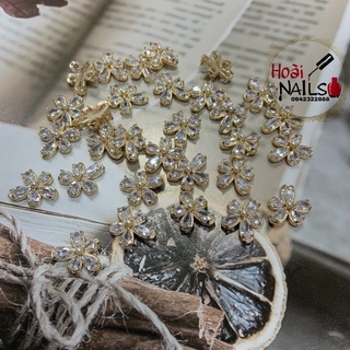 Set 2 chiếc charm hoa đẹp cao cấp gắn móng tay