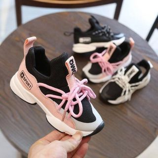 Giày thể thao ulzzang cho bé
