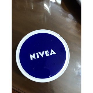 KEM DƯỠNG ẨM NIVEA CARE