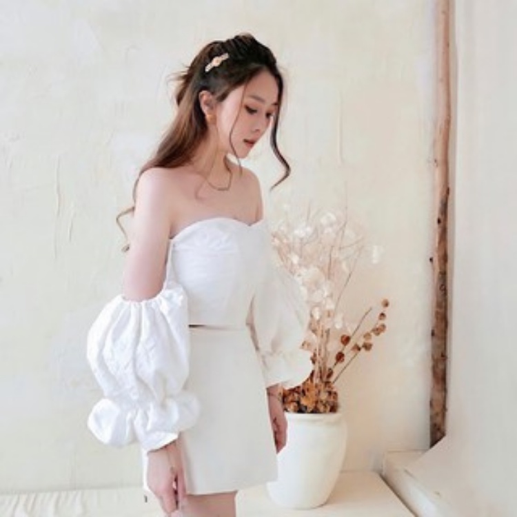 Áo croptop trễ vai tay bồng MIDI dáng ôm cúp ngực tiểu thư