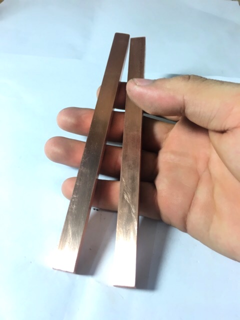 THANH ĐỒNG ĐỎ vuông 10mm. Dài 15cm. CHẾ MÁY HÀN CELL PIN.