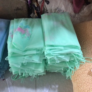 Màn tuyn xanh, hồng