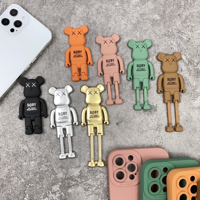 Giá đỡ chân Gấu Bearbrick chống ngang, dọc điện thoại dán trang trí