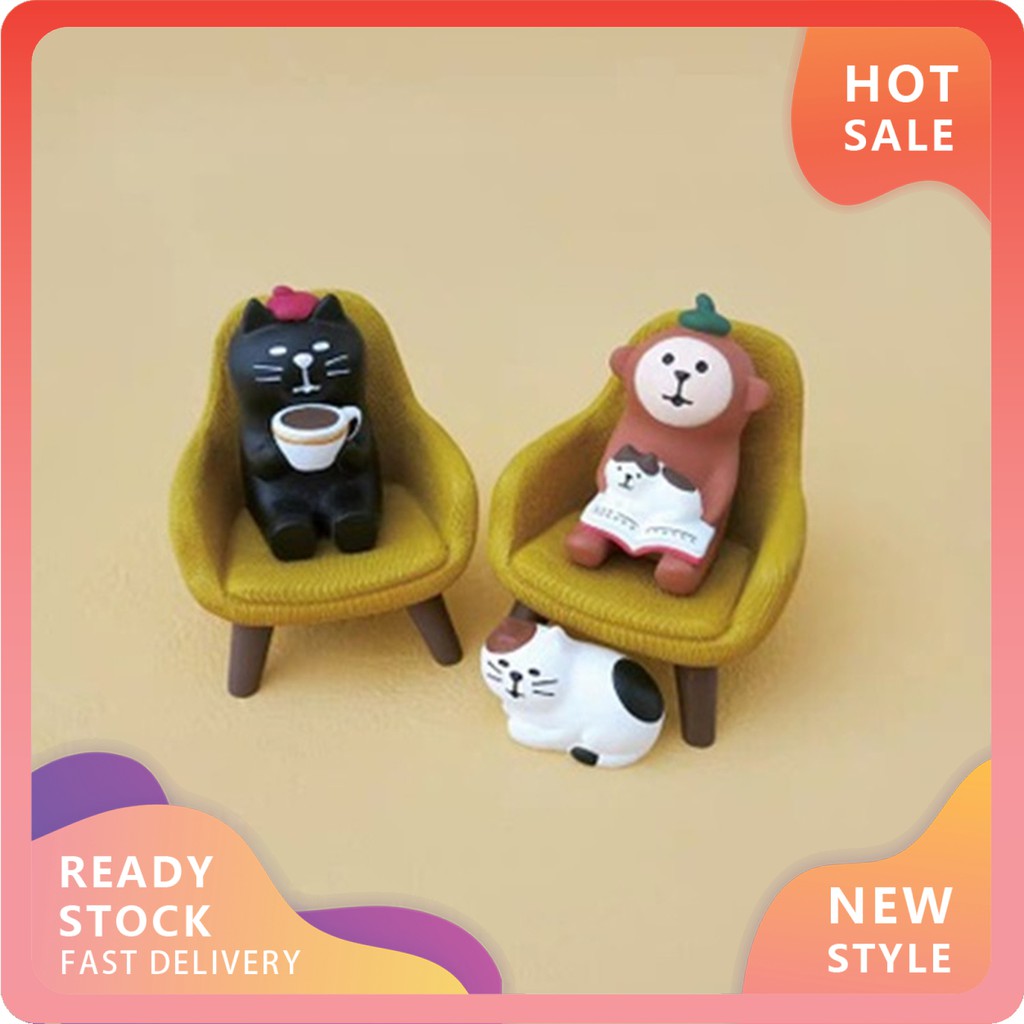 Mô Hình Mèo Ngồi Trên Ghế Sofa Trang Trí Nhà Búp Bê