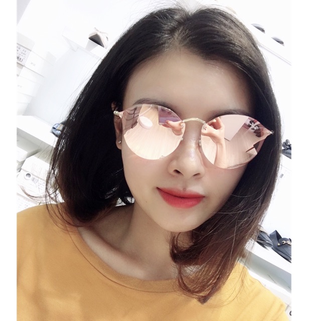 Kính trang gương hồng