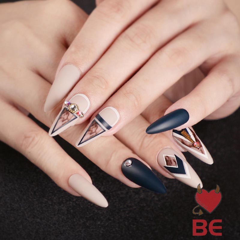 Bộ 24 móng tay giả sành điệu cho nữ