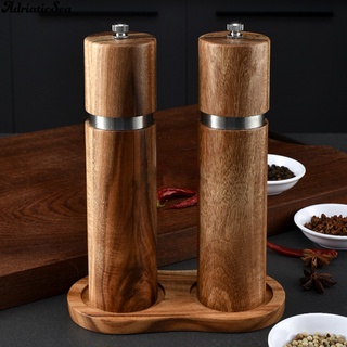 Dụng cụ xay tiêu cầm tay bằng gỗ tiện dụng cho gia đình