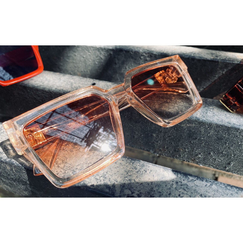 Kính mát thời trang VUÔNG LOGO 003 nội địa sang chảnh cao cấp chống nắng tia uv tia cực tím sỉ tốt- GIÁ RẺ 09 | BigBuy360 - bigbuy360.vn