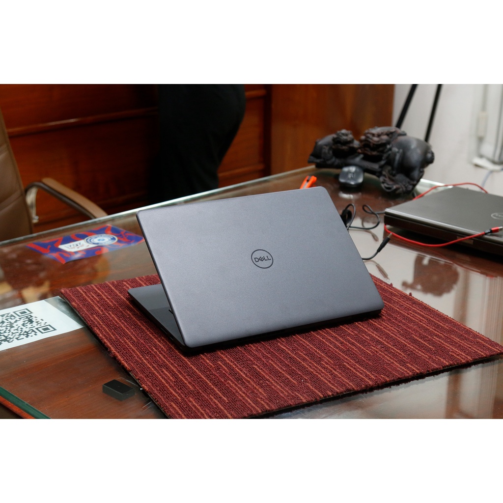 Dell Vostro 3400 Core i5-1135G7 / RAM 8GB / 1TB HDD / 14 inch Full HD / Win 10 Pro - Bảo hành 12 tháng