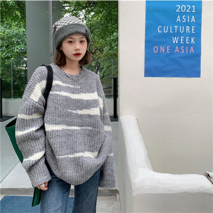 Áo len dáng rộng phong cách Hàn Quốc dễ phối đồ
