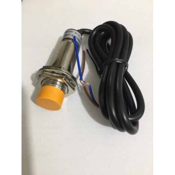 Cảm biến từ Omron 220V/ 380V AC NO phi 8, 12, 18