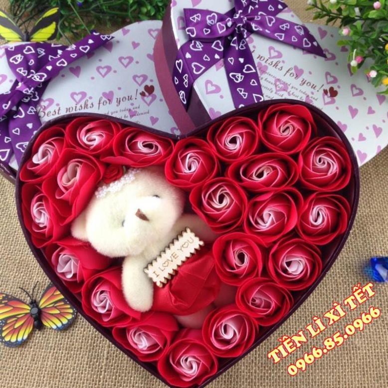 [QUÀ TẶNG VIP] Quà tặng 8 tháng 3 Hoa hồng sáp thơm kèm gấu bông