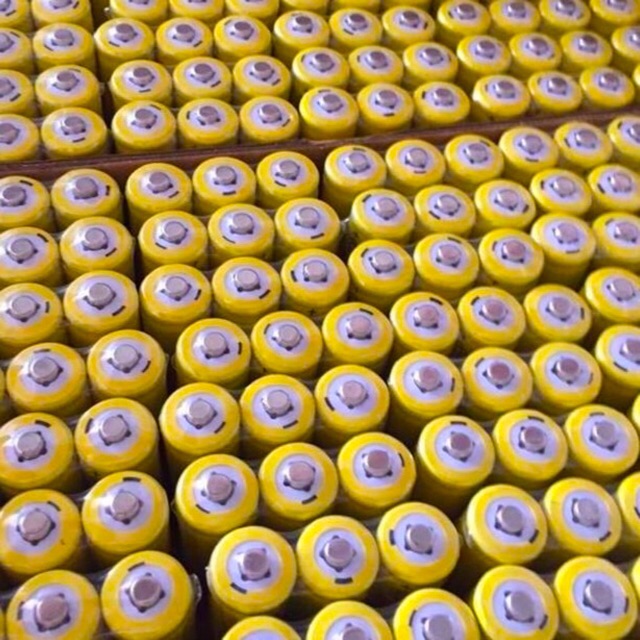 Vỉ pin sạc 04 viên AA 700mAh