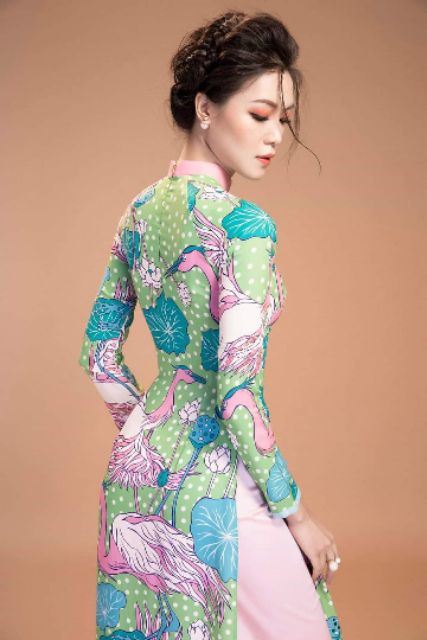 ÁO DÀI TẰM SEN HỒNG HẠC ĐỘC LẠ