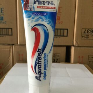 Kem đánh răng Aquafreesh Nhật (140g)