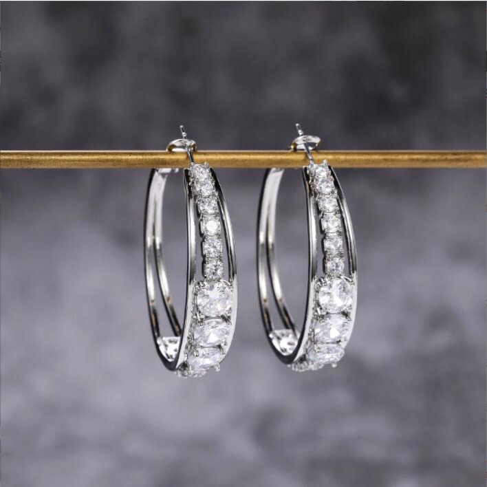 Khuyên Tai Thời Trang Thanh Lịch Kiểu Mới Cho Nữ