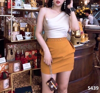 Áo kiểu lệch vai phi lụa(KÈM ẢNH THÂT)