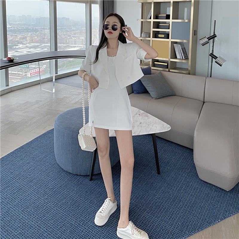 Bộ đồ 2 món gồm đầm hai dây ôm dáng + áo khoác vest thời trang Hàn Quốc ngọt ngào cho nữ (có bán lẻ)