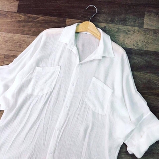 Sơ mi oversize style Hàn xẻng 2 túi