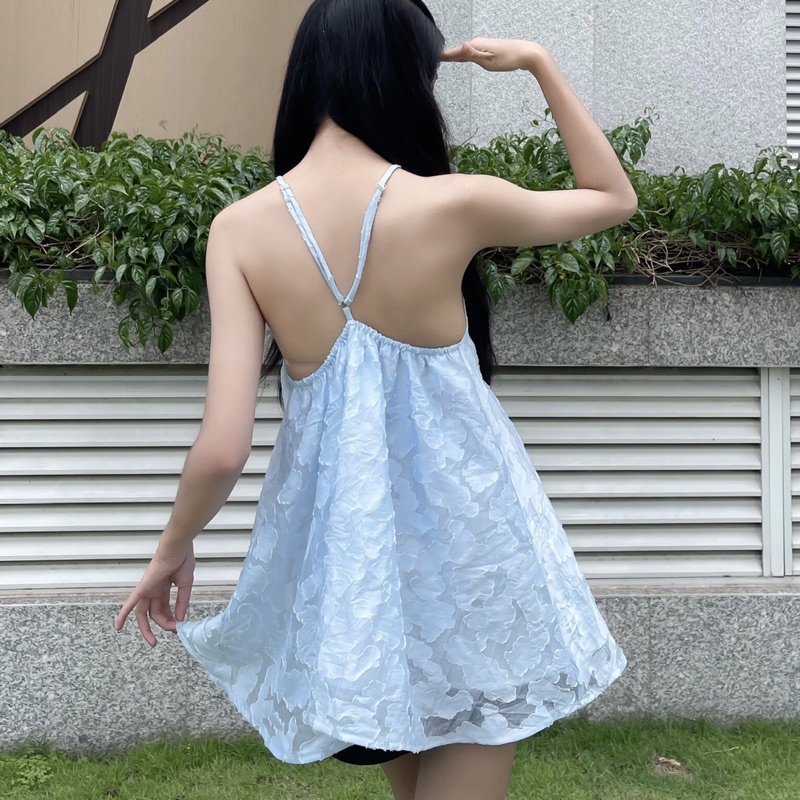 Áo Cổ Yếm Hoạ Tiết Mây Nổi Dáng Babydoll Phía Trước Cột Dây Phía Sau Bo Chun Co Giãn Thoải Mái - Cotta Top