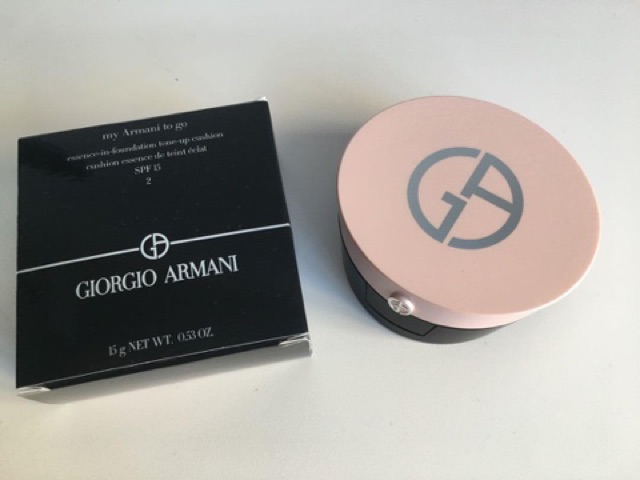 Phấn nước Giorgio Armani ESSENCE-IN-FOUNDATION Hồng da