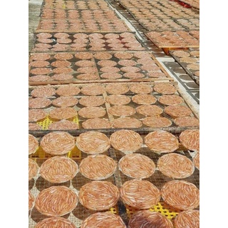Bánh tráng cá cơm (đặc sản Cà Mau)