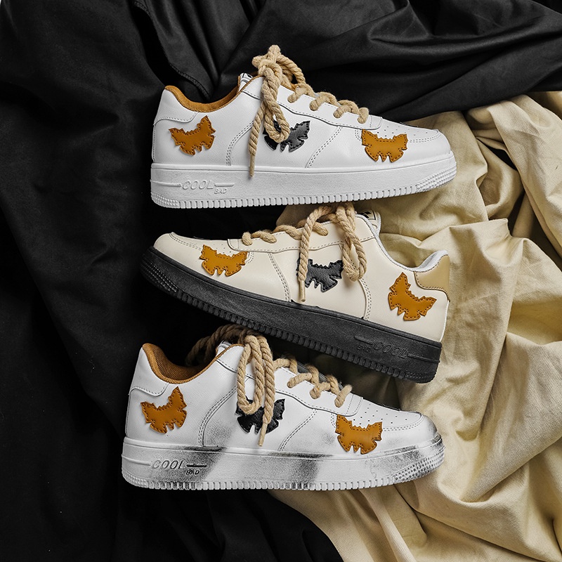 Giày thể thao nam nữ họa tiết thêu độc đáo Hot trend 2022