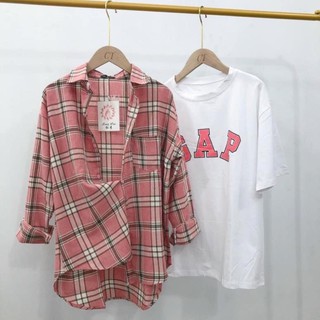 Set áo sơ mi kẻ kèm áo pull trắng