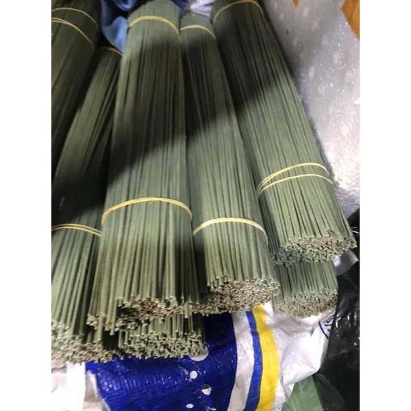 1kg kẽm dẹp.dùng để cắm đầu bông sáp. lụa...