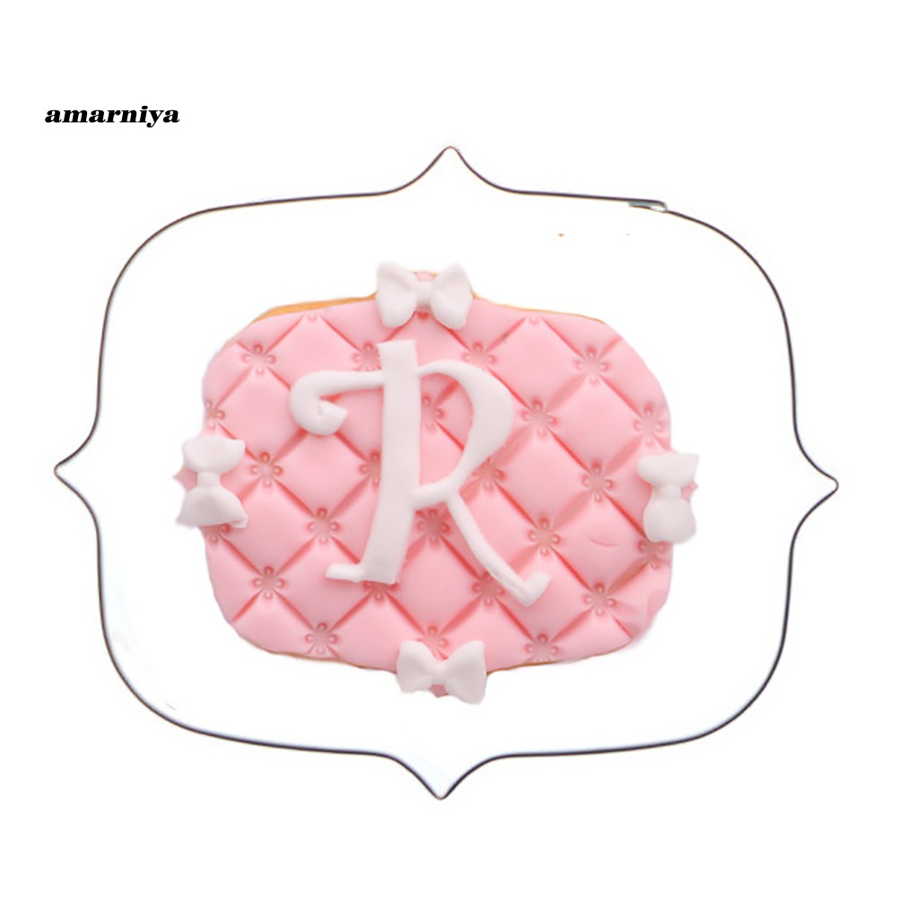 Set 4 Khuôn Cắt Bánh Quy Phong Cách Châu Âu Bằng Thép Không Gỉ Tiện Dụng