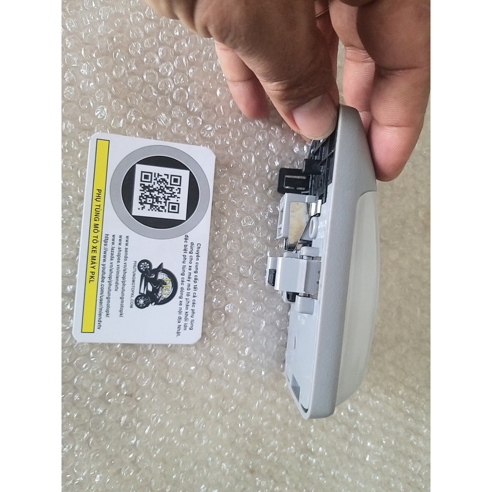 Đèn trần phía trước và sau Suzuki Wagon R 2001 - 2007