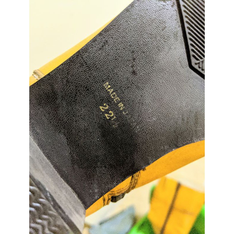 Boots Nhật si da thật size 35